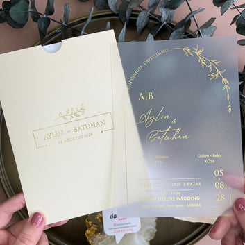 Luxury Transparent Acrylic Wedding Invitation – Gold Foil Detail