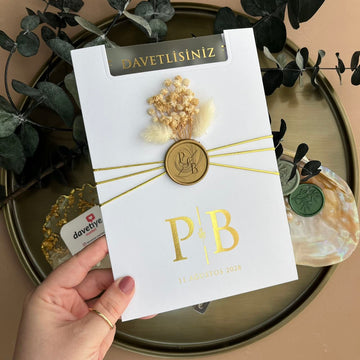 Luxury Transparent Acrylic Wedding Invitation with Gold Foil & Dried Flowers